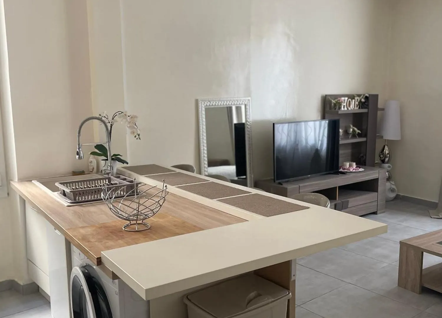 Appartement Cosy Toulon 0*,  France